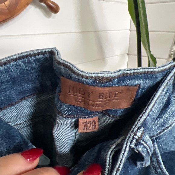 Judy Blue braided leg jean - Picture 2 of 2